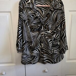 Stylish Black and White Women's Top